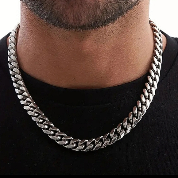 New! MEN'S 8mm Stainless Steel Cuban Link Chain.  24 Inches - Picture 1 of 6